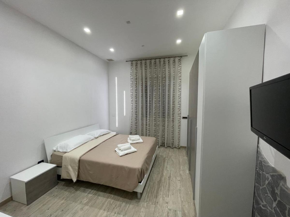 B&B Airport Serenity Suites Nápoles Exterior foto